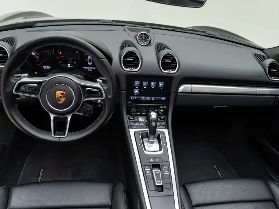 Фото 9 - Porsche 718