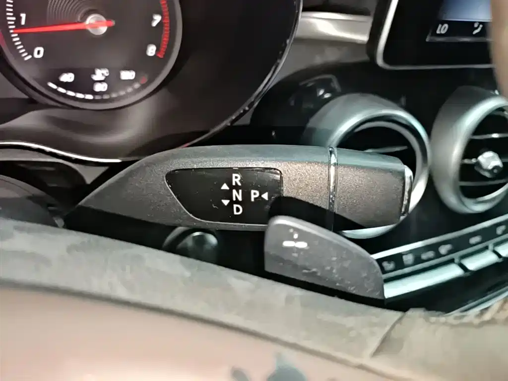 Mercedes-Benz GLC 2016 GLC 200 4MATIC фото 14