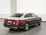 Photo 2 - Hongqi H9