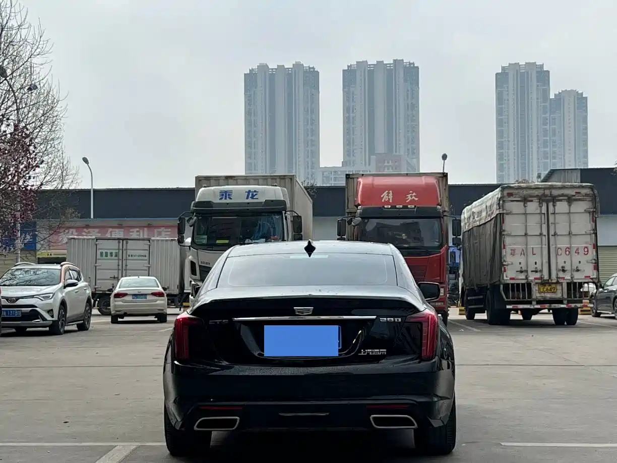 CADILLAC CT5
