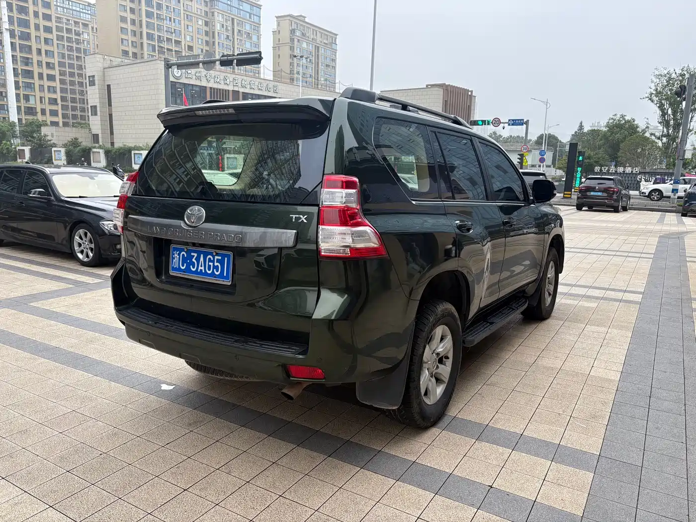 Toyota Prado (Import) 2014 2.7L Automatic Standard Edition фото 5