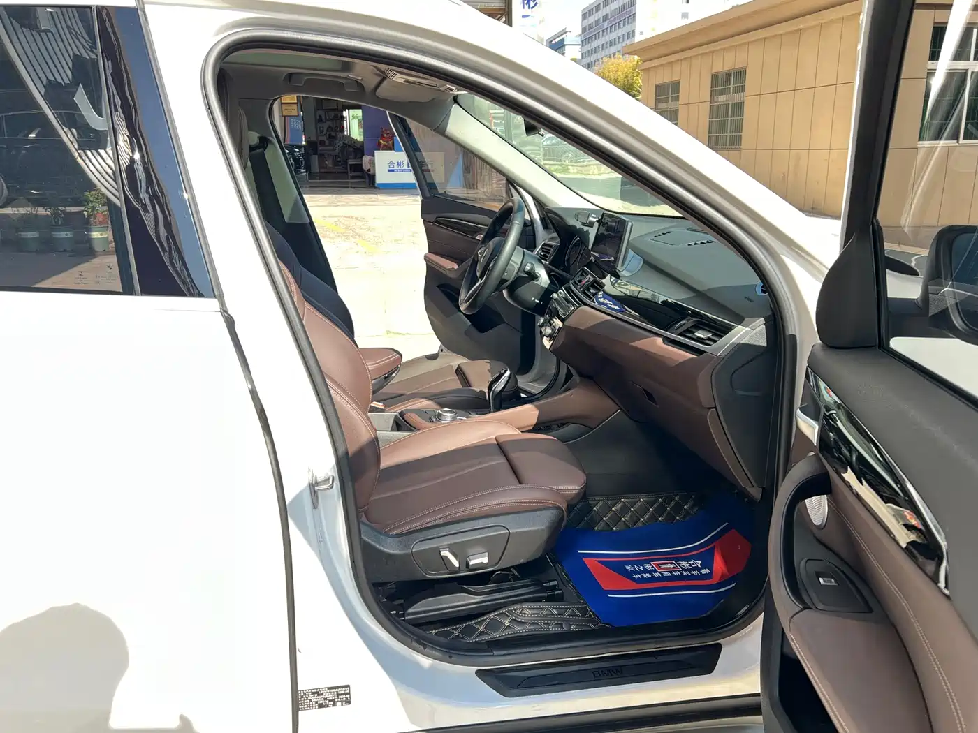 BMW X1 2021 sDrive25Li Leading фото 30