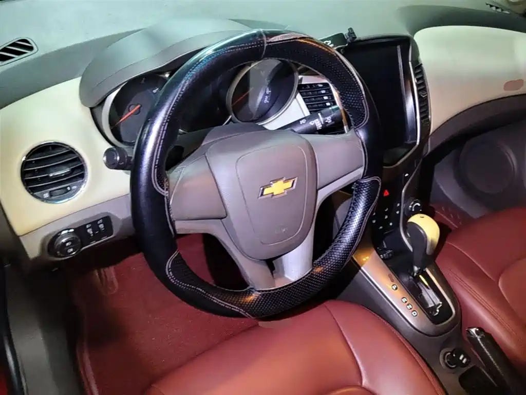 Chevrolet Cruze 2015 1.5L Classic SE AT фото 11