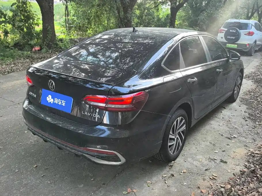 Volkswagen Lavida 2026 2026 300TSI DSG Starlight Leading Edition