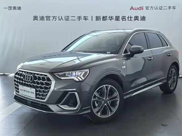 Audi Q3 45 Юбилейная коллекционная, 40TFSI, Стиль Драйв