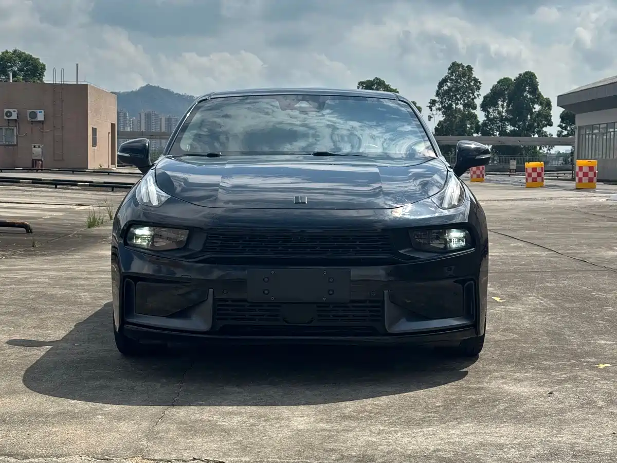 Lynk & Co 03 2018 1.5TD DCT Power Pro Version China V фото 2