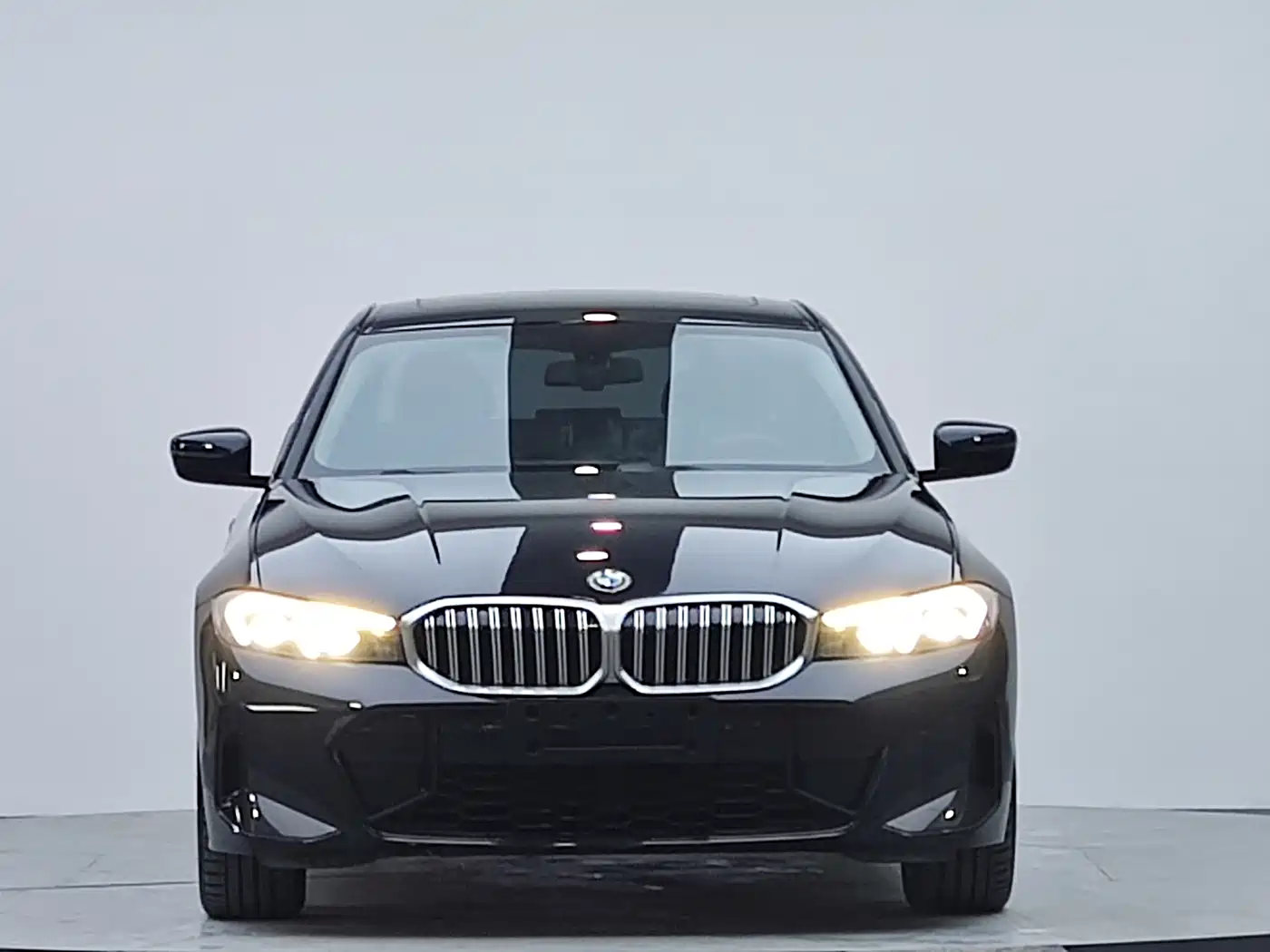 BMW 3 Series 2023 320Li M Sport Package фото 3