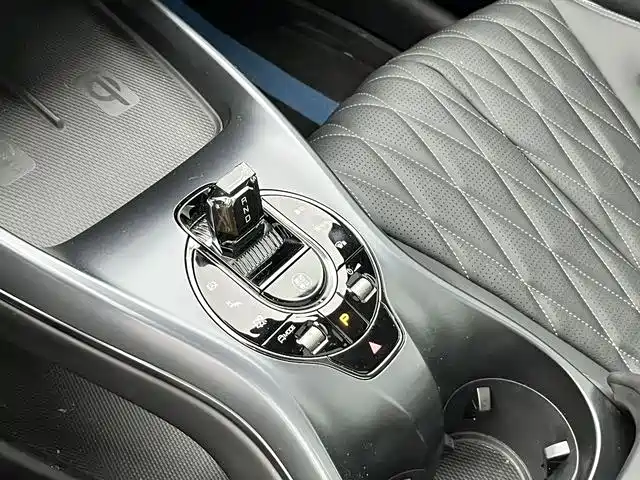 BYD Seal 2022 550km Standard Range RWD Elite фото 10