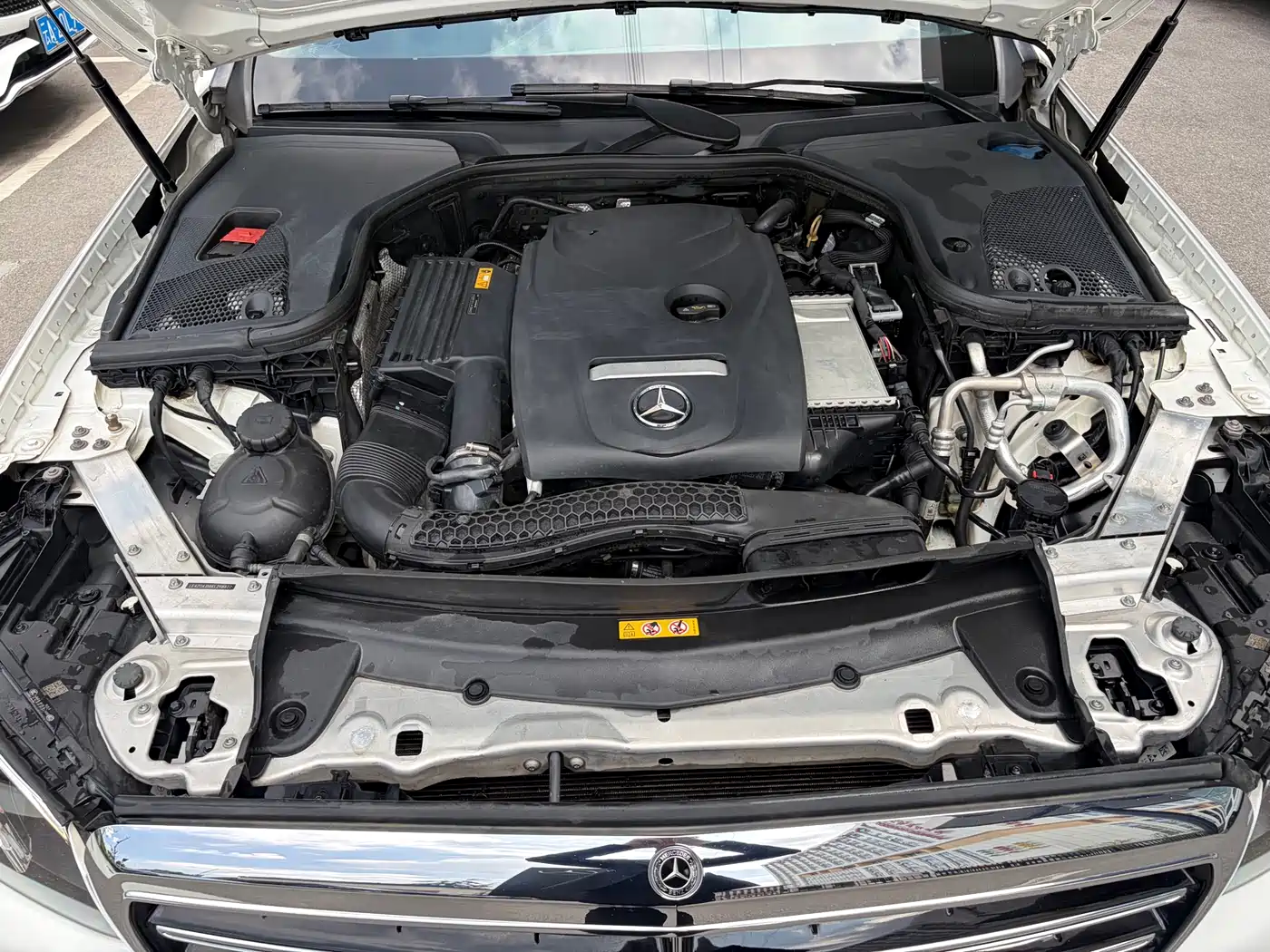 Mercedes-Benz E-Class 2019 E 300 L Luxury фото 11