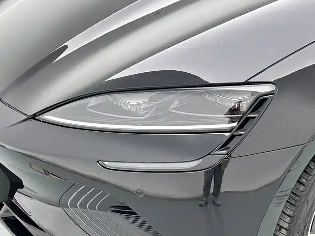 BYD Seal 2022 550km Standard Range RWD Elite фото 22