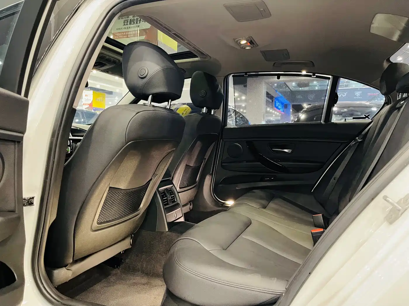 BMW 3 Series 2017 320Li M Sport фото 5