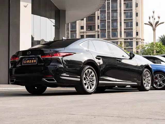 Lexus LS 2018 350 Luxury Edition China V — фото 3