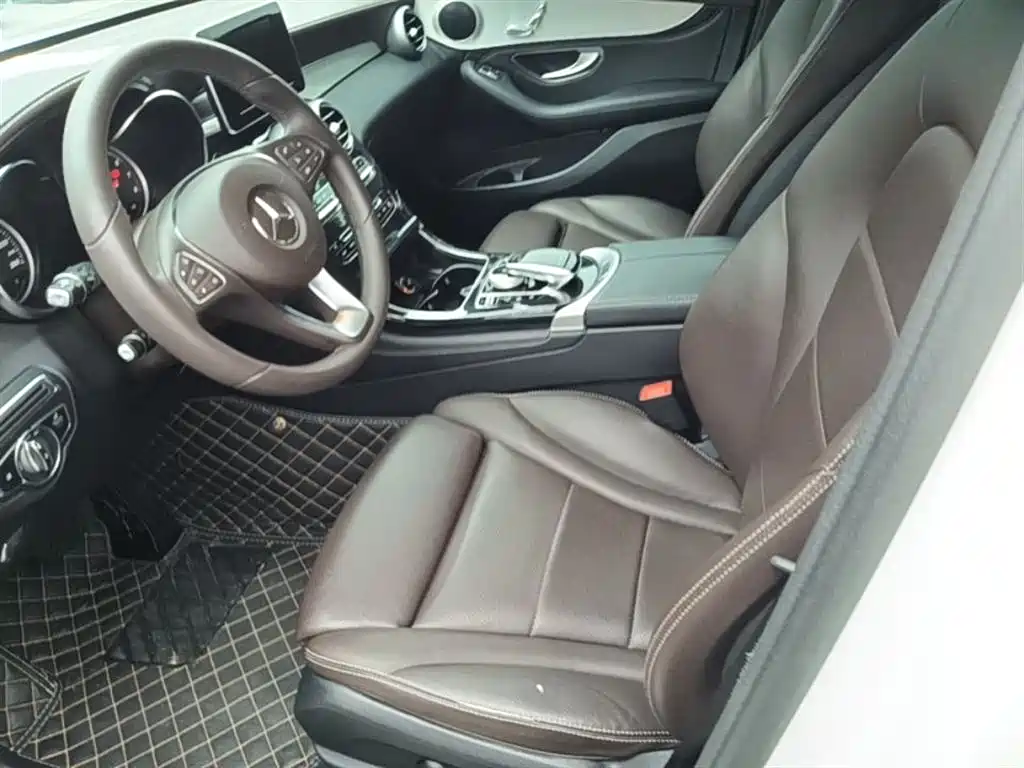 Mercedes-Benz GLC 2018 Facelift GLC 200 4MATIC фото 15