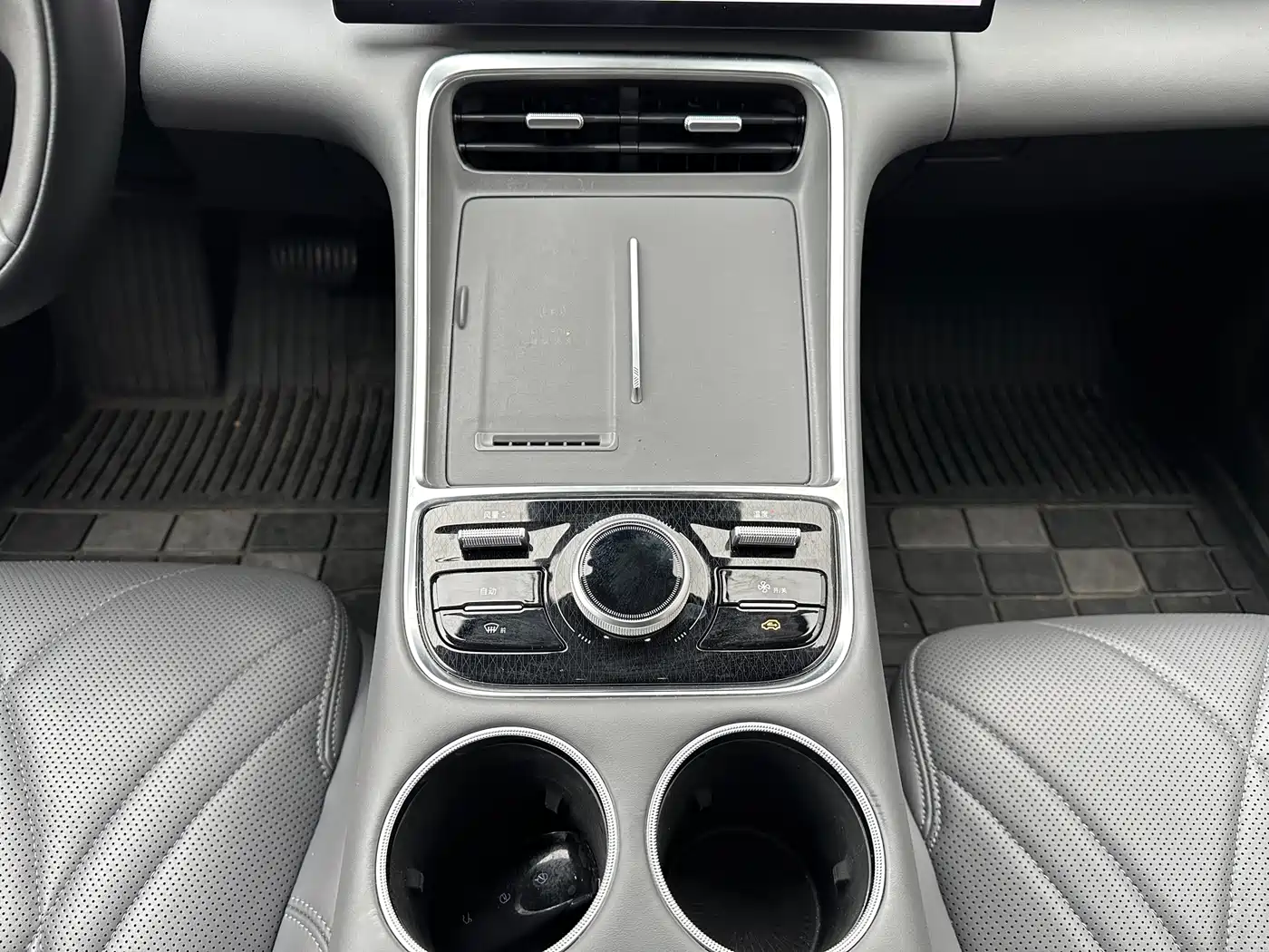 GEELY GALAXY GALAXY L6