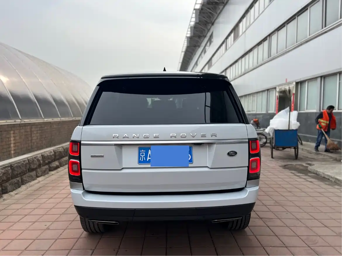 Land Rover Range Rover 2019 3.0 SC V6 Heritage Extended Edition фото 5