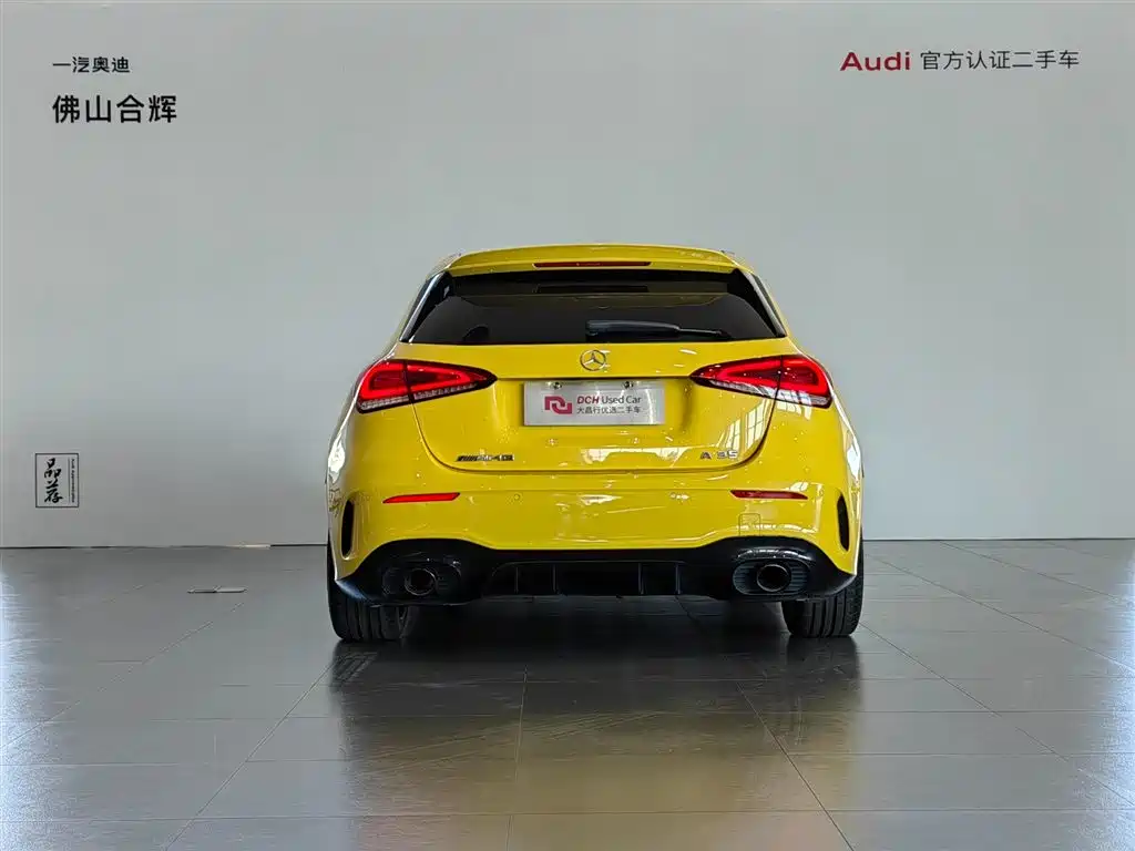Mercedes-Benz A-Class AMG (Import) 2020 AMG A 35 4MATIC фото 5