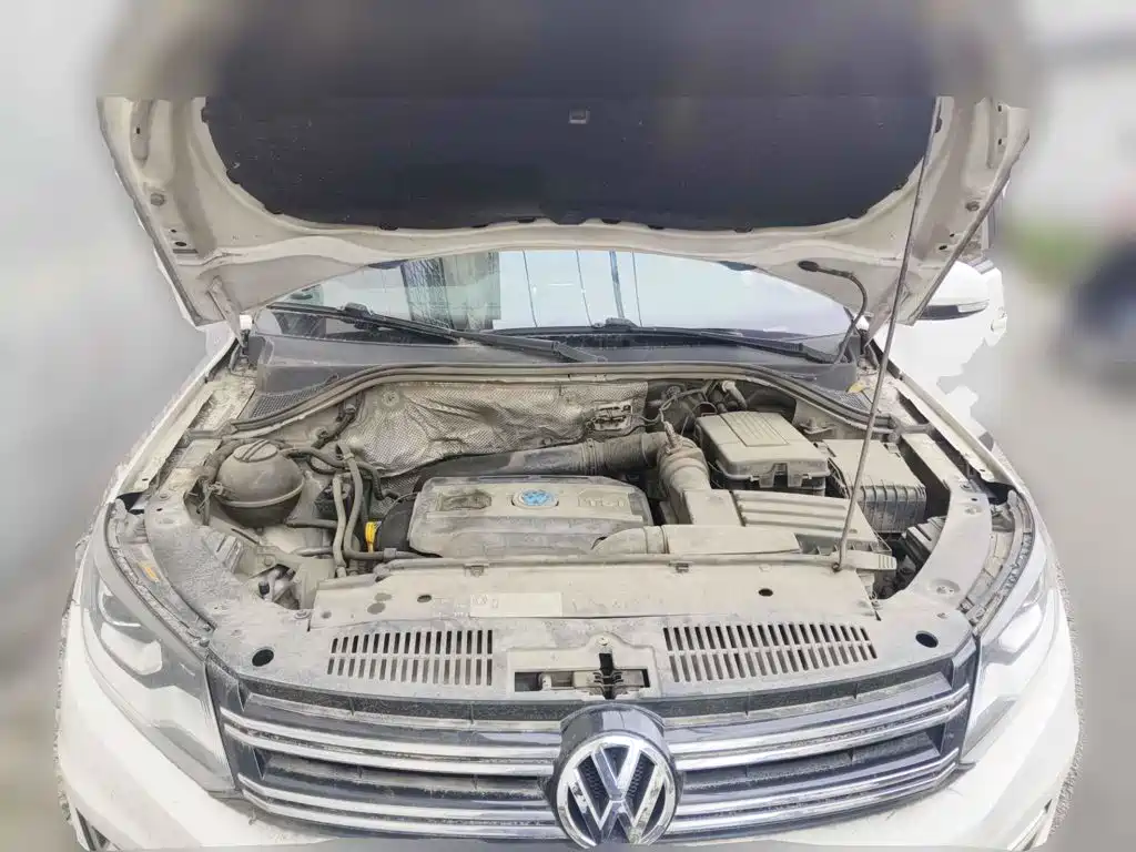 Photo 3 - Volkswagen Tiguan