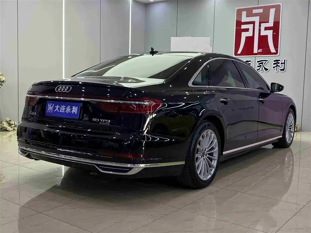 Audi A8 2019 Plus A8L 50 TFSI quattro Comfort фото 16