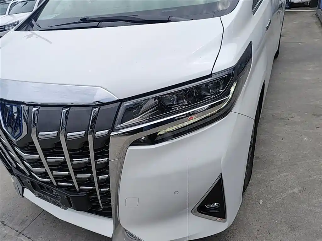 Toyota Alphard 2020 Hybrid 2.5L Premium Edition фото 18