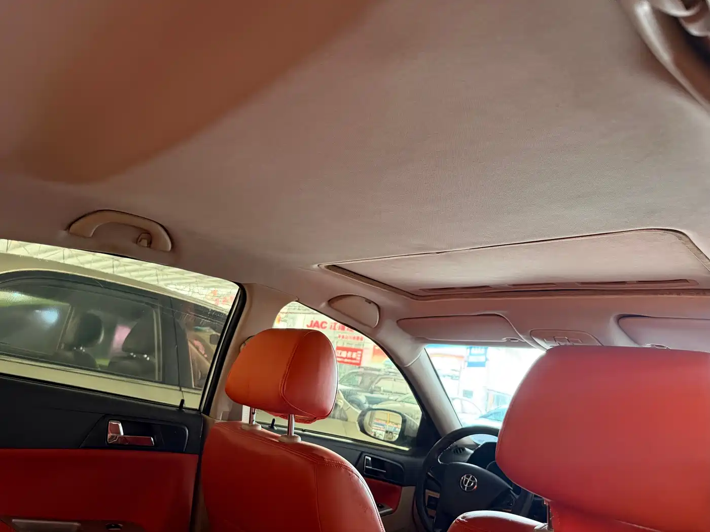 Zhonghua H330 2015 2013 1.5L Automatic Luxury