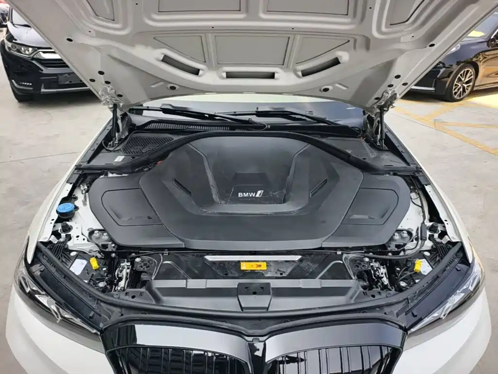 BMW i3 2025 2025 eDrive 35 L