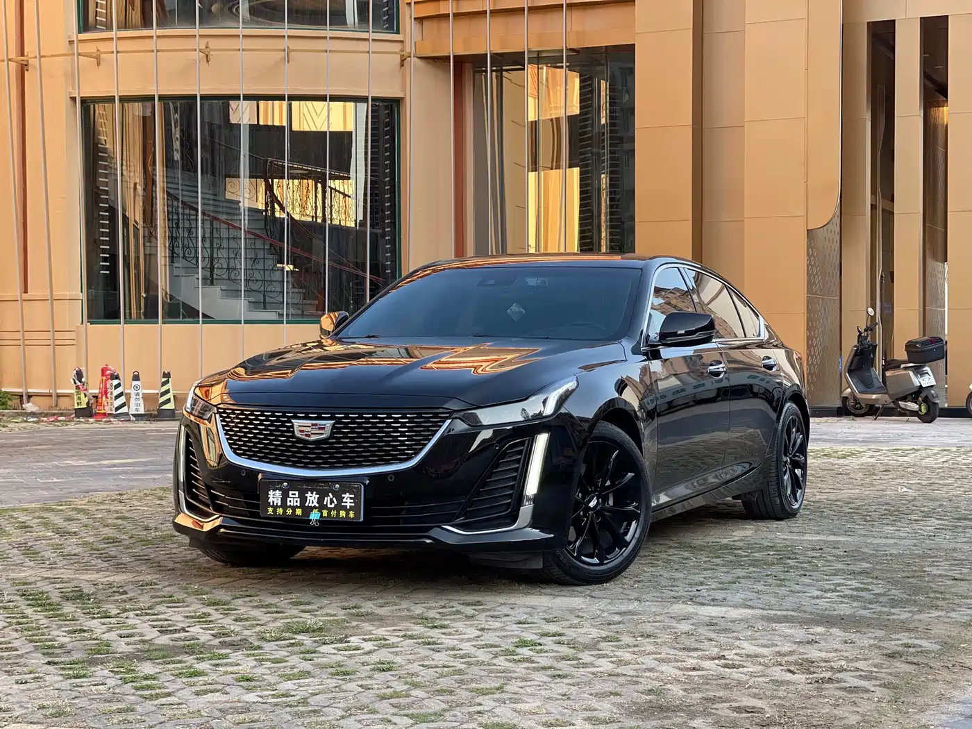 CADILLAC CT5