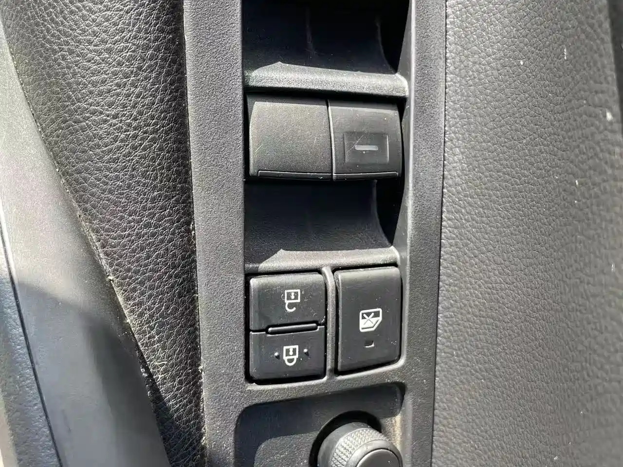 Toyota Corolla 2019 1.2T S-CVT GL Pioneer Edition фото 15