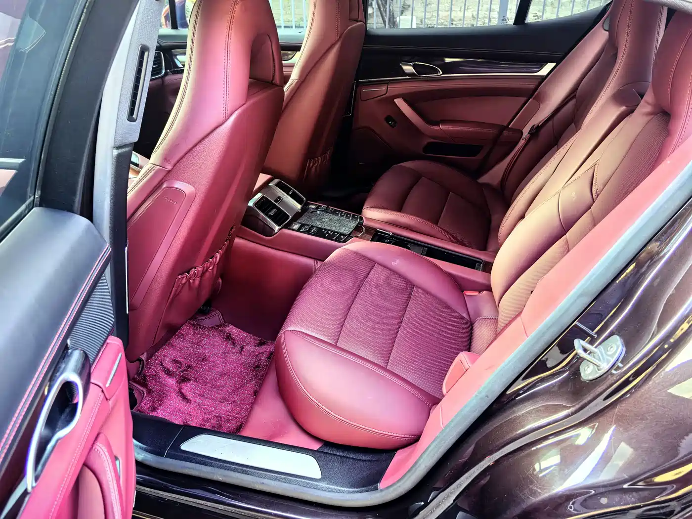 Porsche Panamera 2014 Panamera 3.0T фото 19