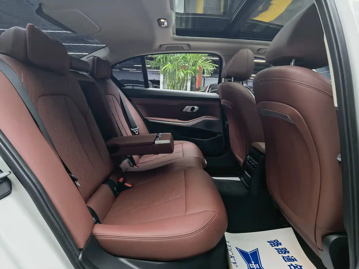 BMW 3 Series 2023 325Li xDrive M Sport Package фото 9