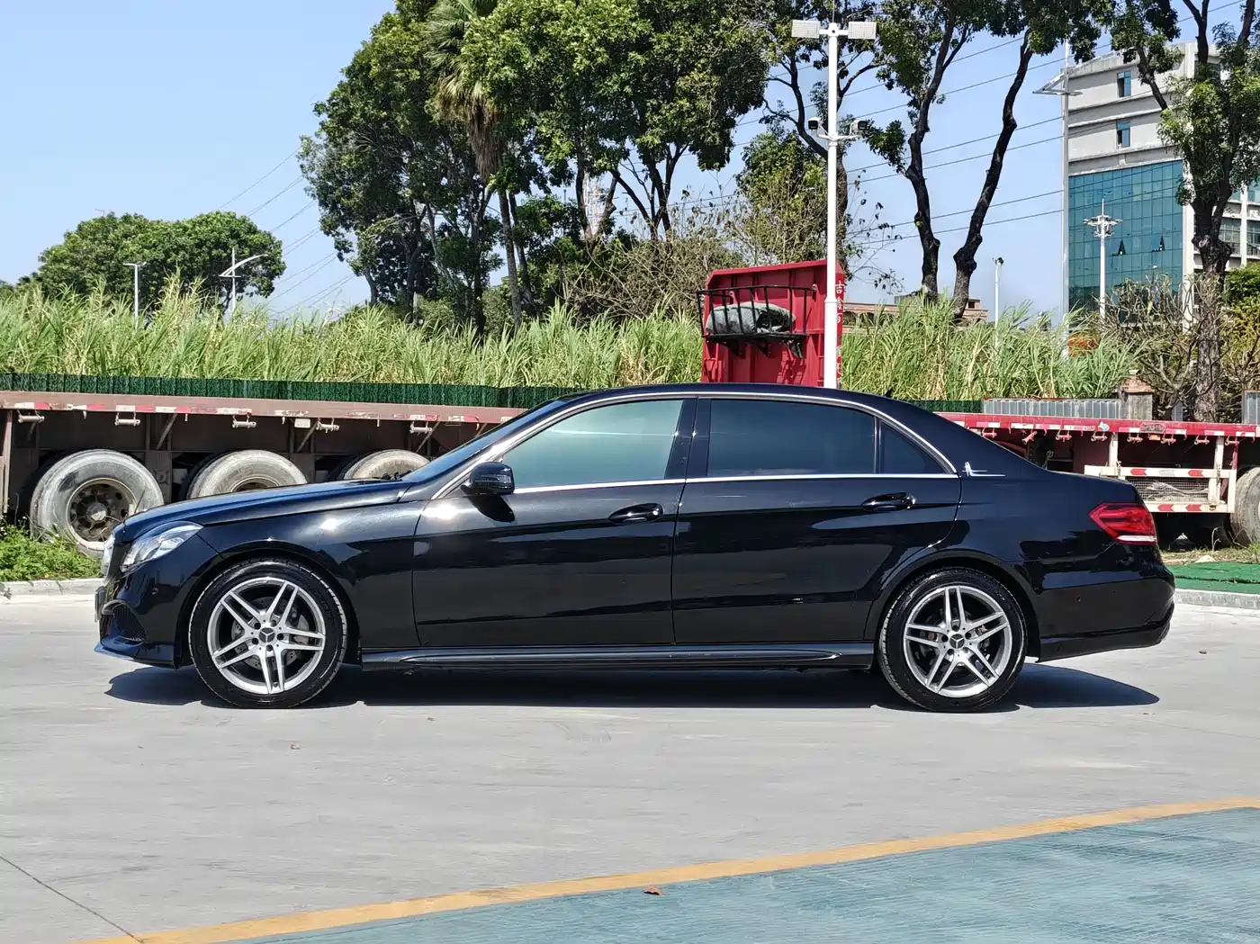Mercedes-Benz E-Class 2015 E 320 L фото 4