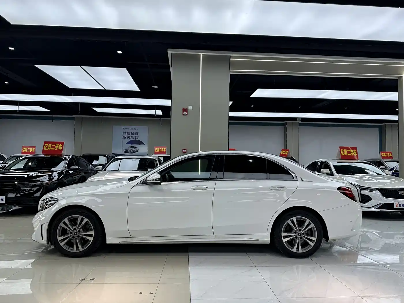 MERCEDES-BENZ C CLASS