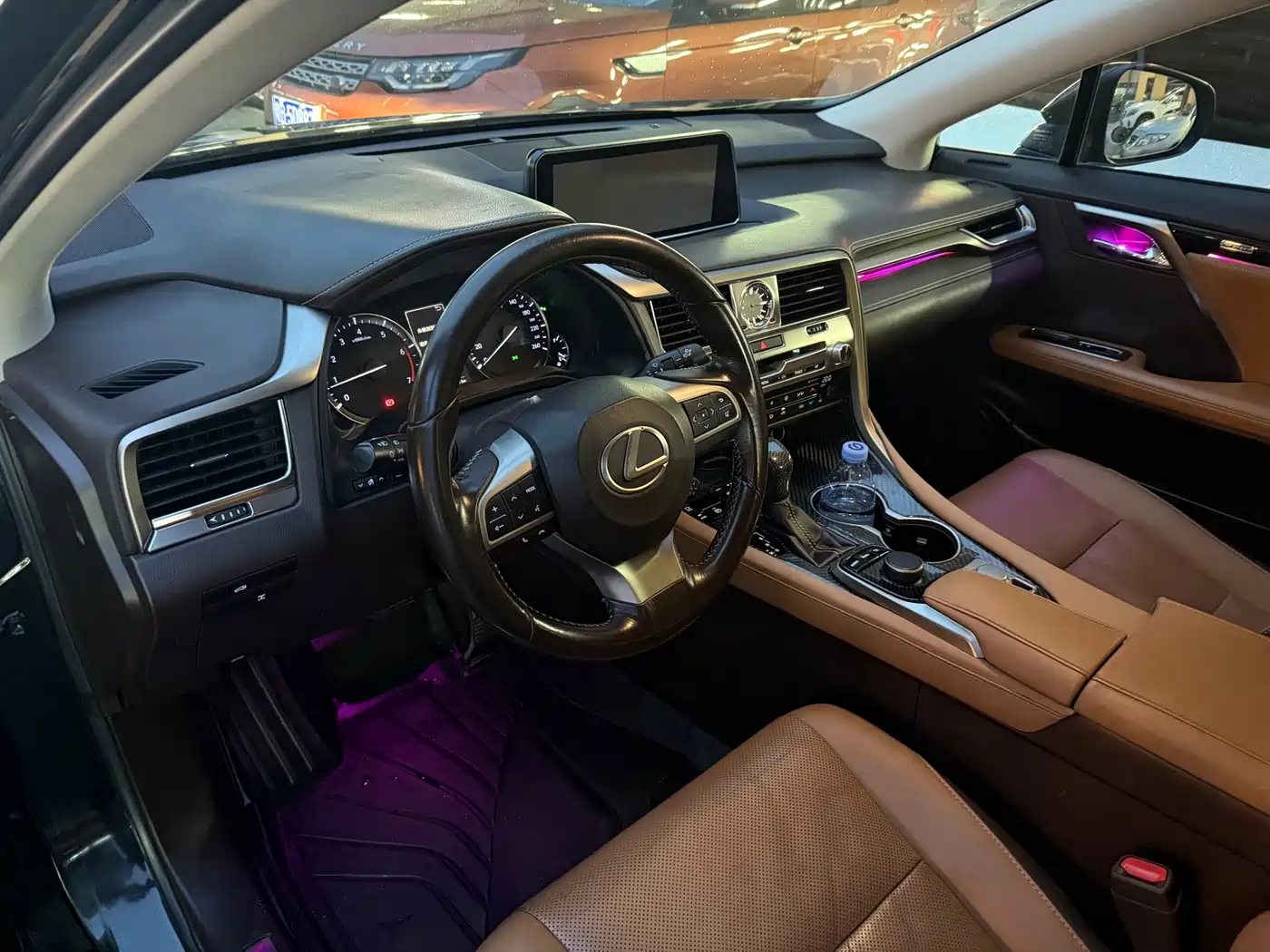 Фото 3 - Lexus RX