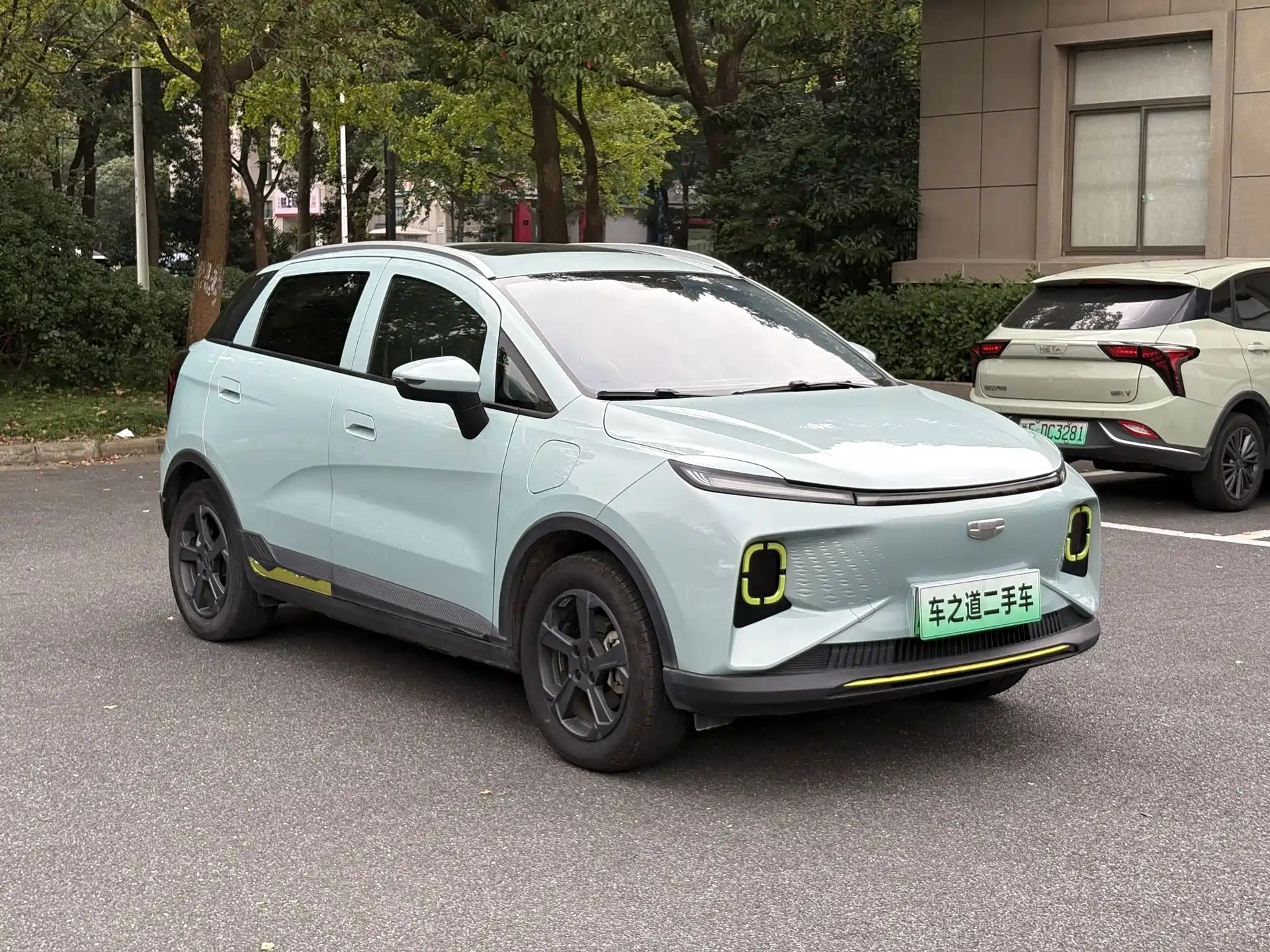 Фото 3 - Geely Geometry E Firefly