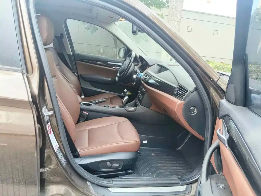Photo 13 - BMW X1