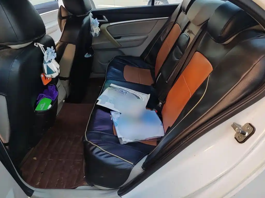 Geely Emgrand 2015 2014 Sedan 1.5L Manual Fashion