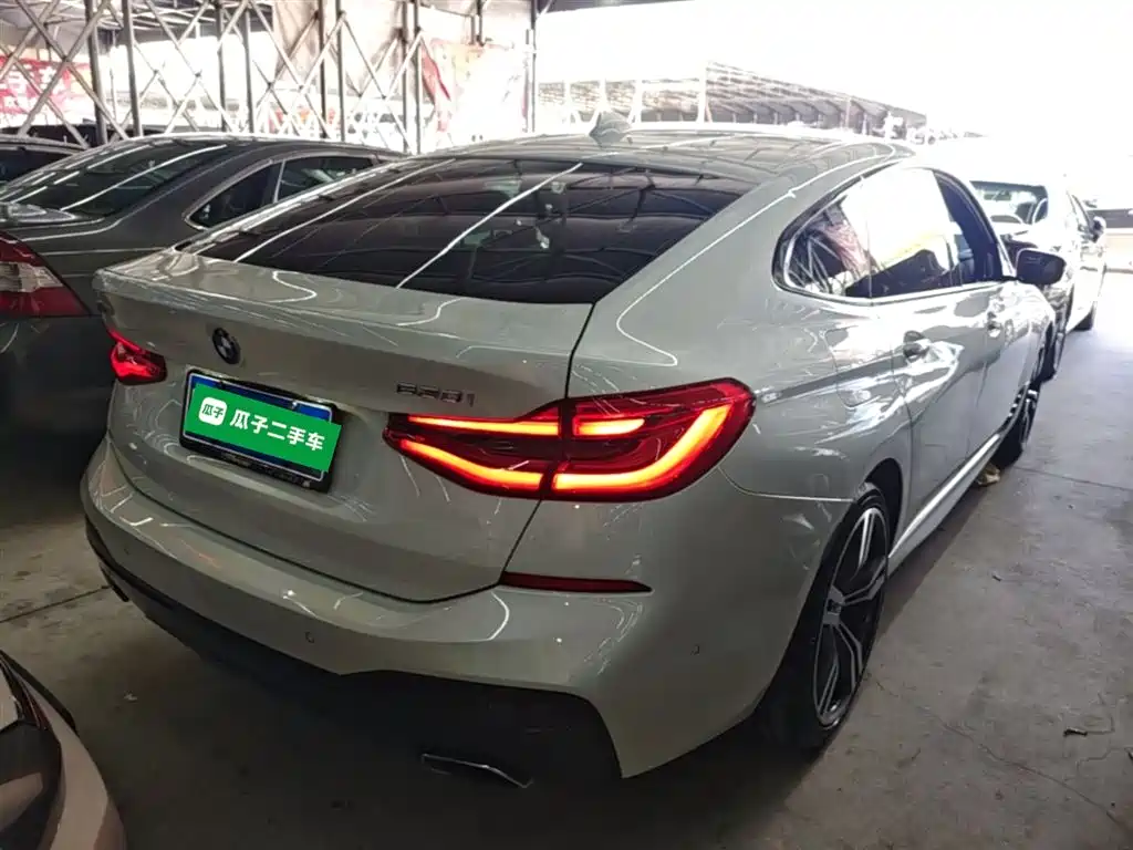 BMW 6 Series GT 2019 630i M Sport Grand Tourer Edition фото 7
