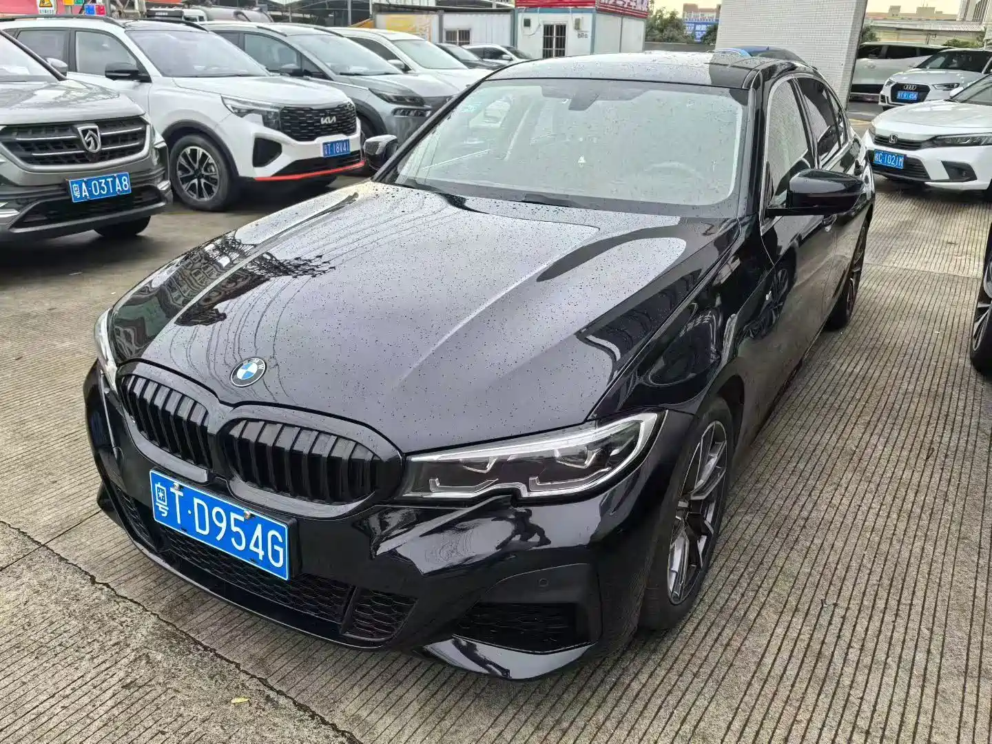 صورة 1 - BMW 3 Series