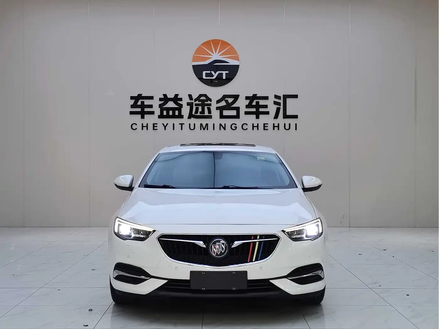 Buick Regal 2017 30H Luxury Model фото 2