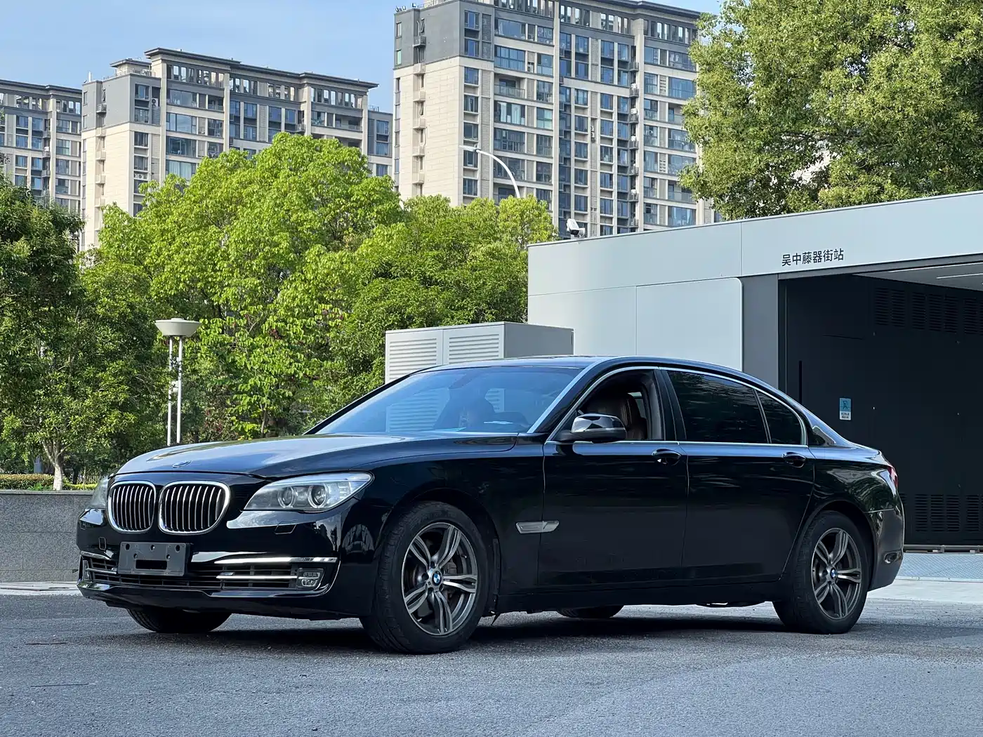 BMW 7 Series 2013 Model 730Li Luxury