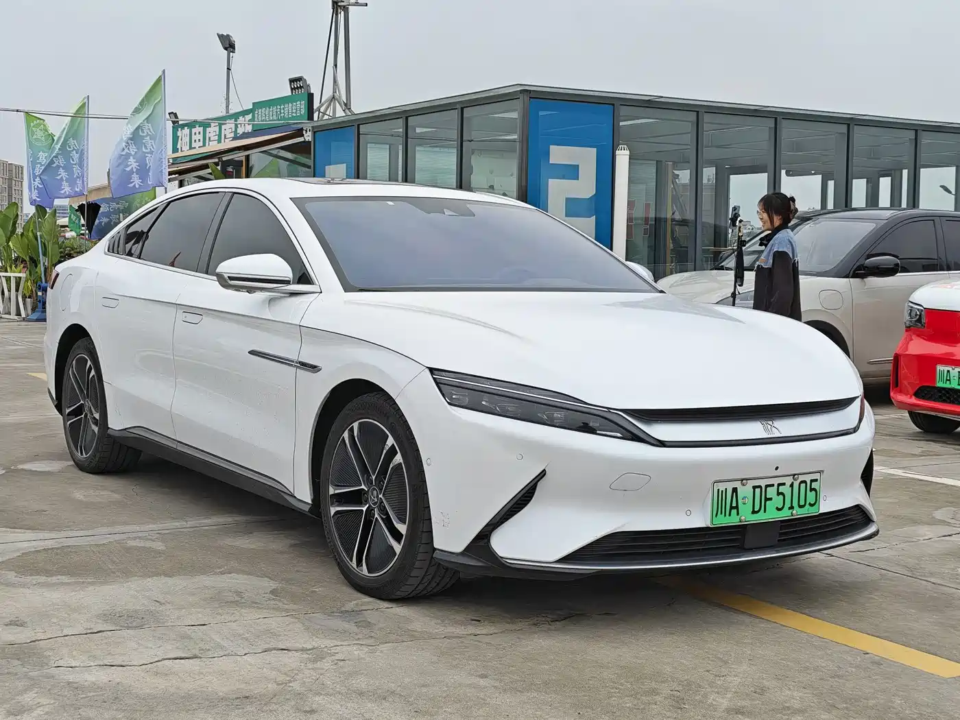 BYD Han 2020 EV Extended Range Premium фото 3