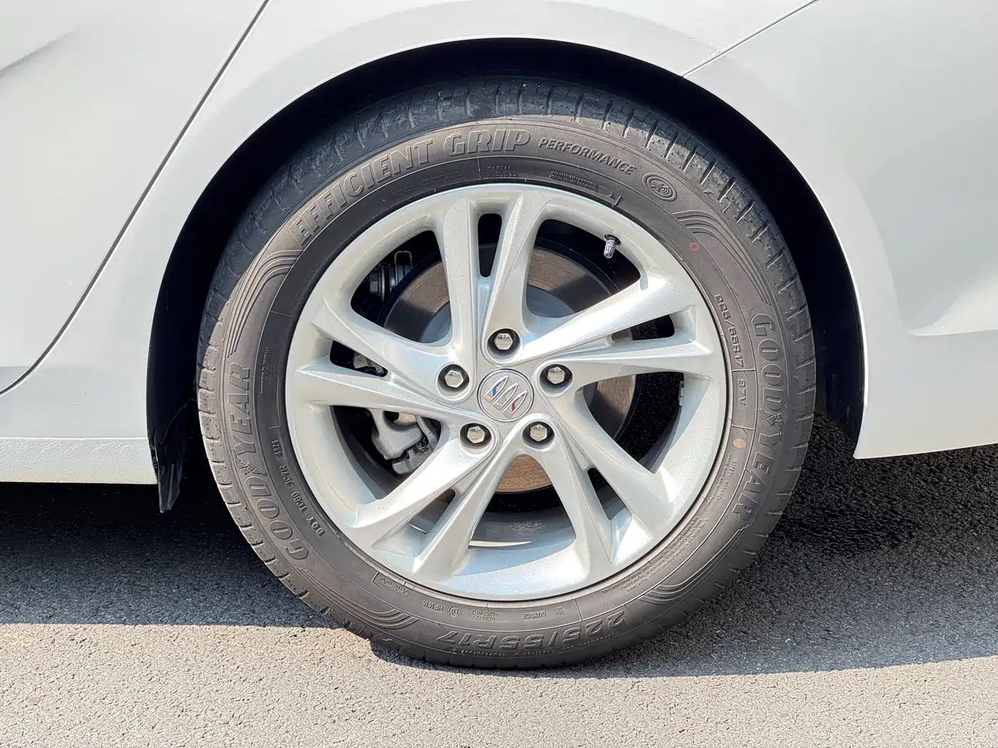 Buick Regal 2024 25T Ultra Comfort Edition фото 7