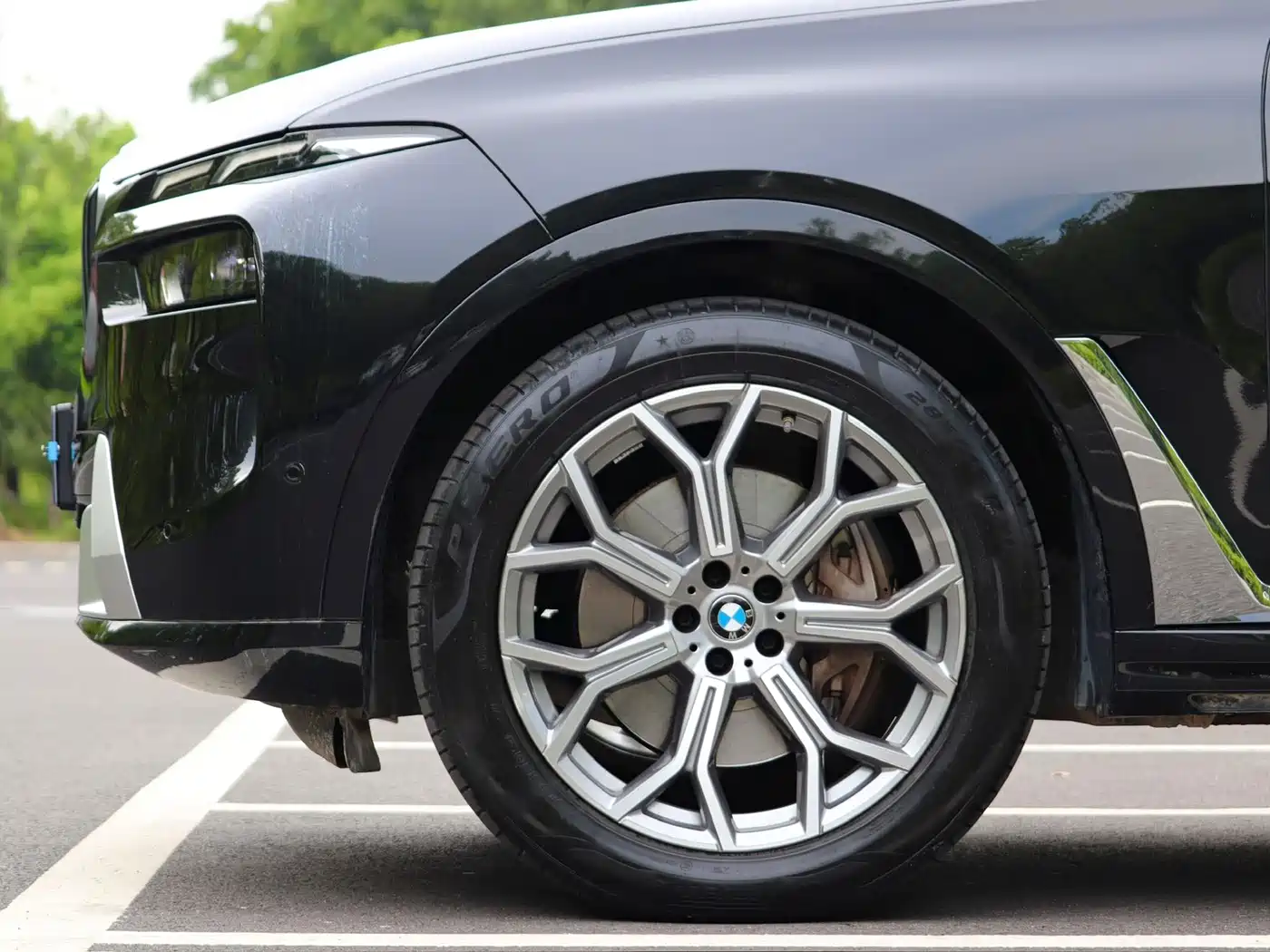 BMW X7 2024 2023 xDrive40i Leading Luxury Package