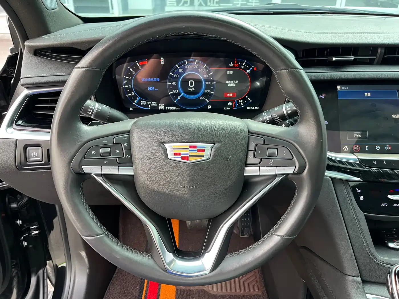 CADILLAC XT6