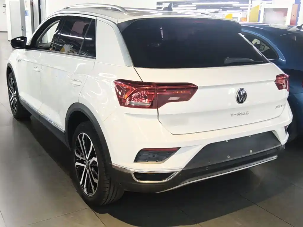 VOLKSWAGEN T-ROC EXPLORING SONGS