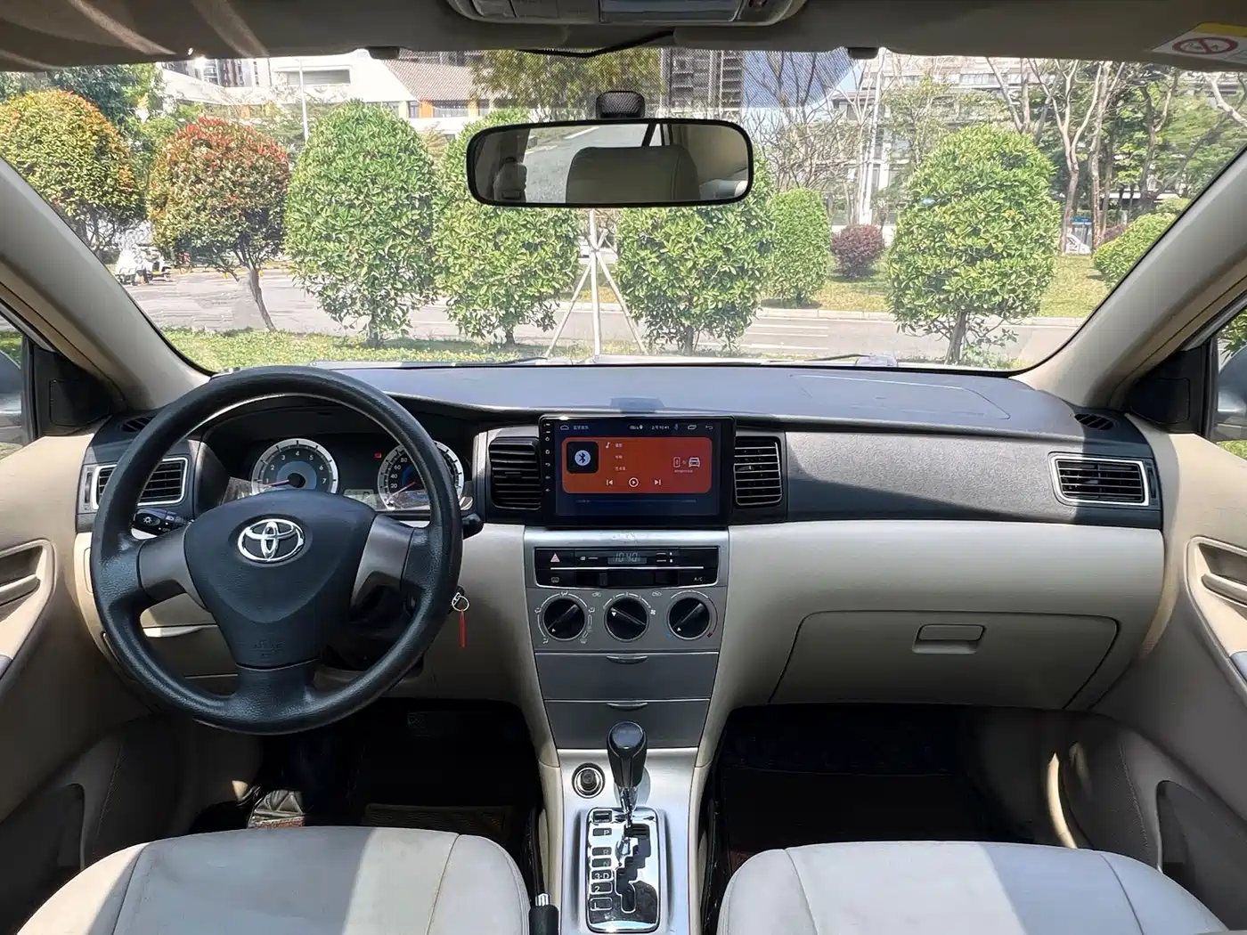 Toyota Corolla 2013 1.6L Automatic Excellence Edition фото 4