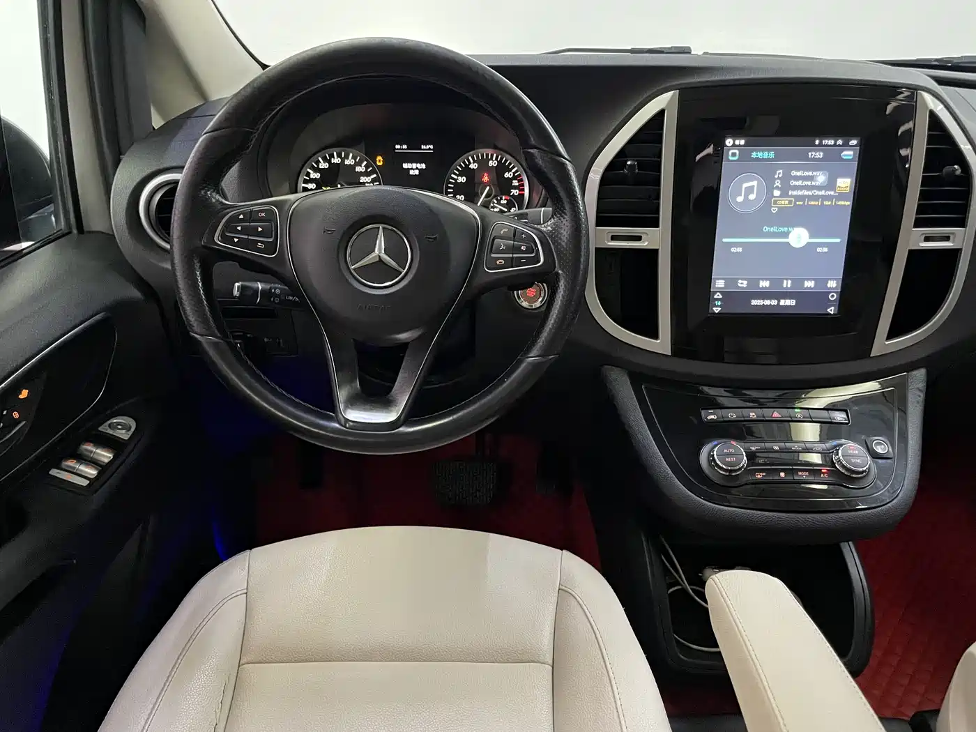 Mercedes-Benz Vito 2016 2.0T Business Edition фото 16
