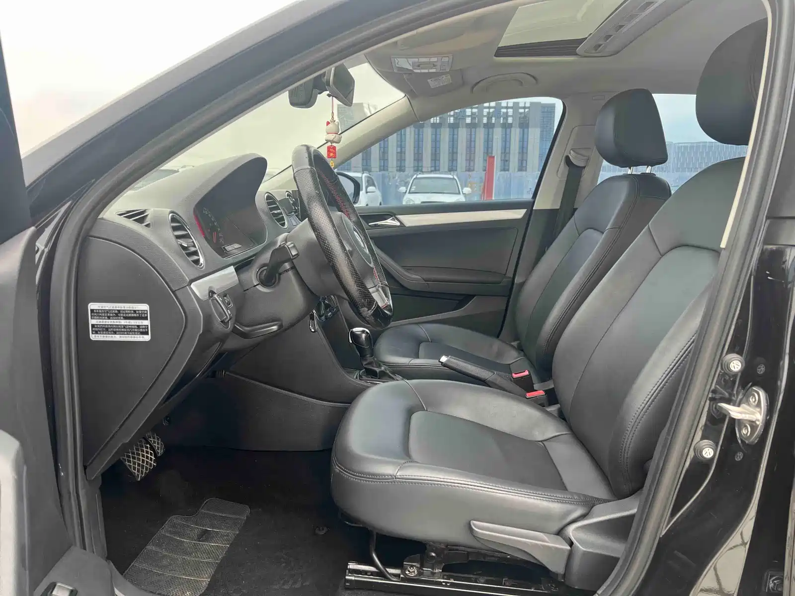 Фото 7 - Volkswagen Jetta