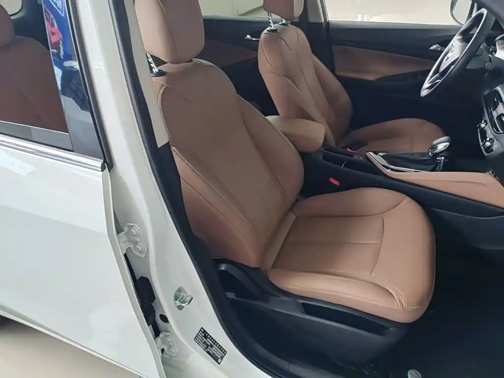 Buick GL6 2023 2021 323T Mild Hybrid Connected Luxury
