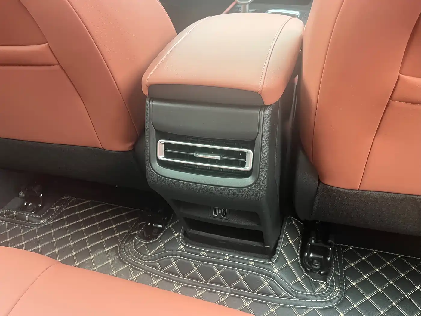 Changan CS75 2025 2025 PRO 1.5T Premium 7-Seater