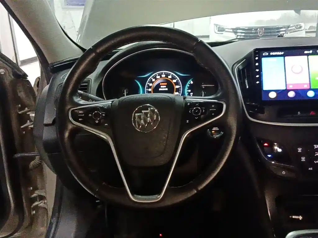 Buick Regal 2015 1.6T Elite Tech Edition фото 11